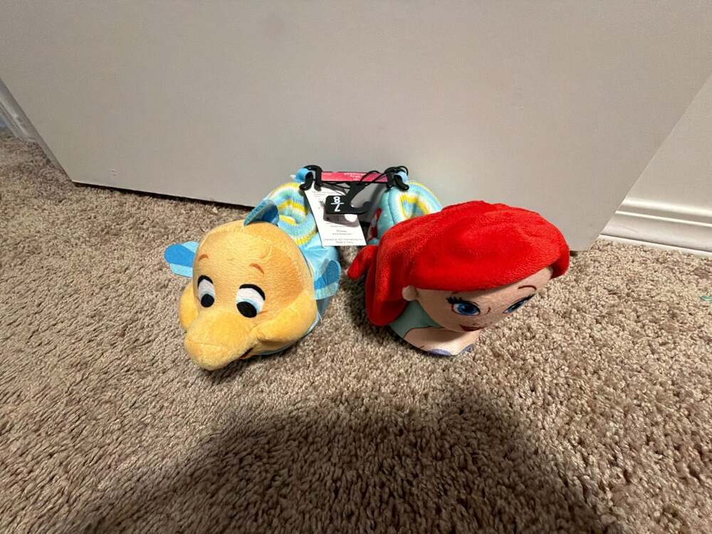 Disney The Little Mermaid Ariel and Flounder Plush Slippers Size 7-8 NWT